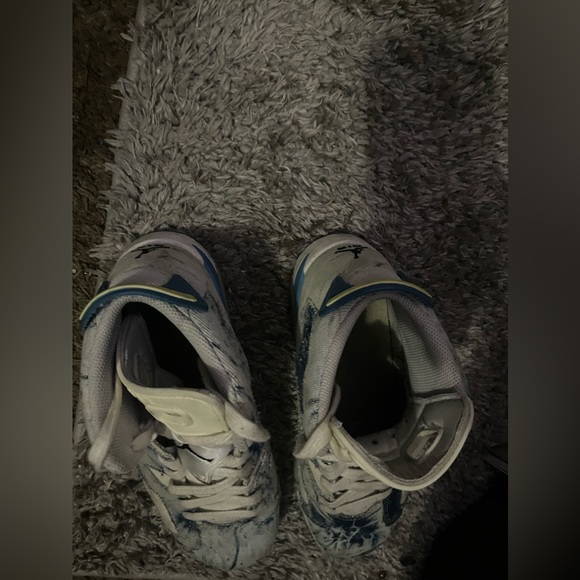 Jordan 6’s, worn a few times good condition - Picture 3 of 4